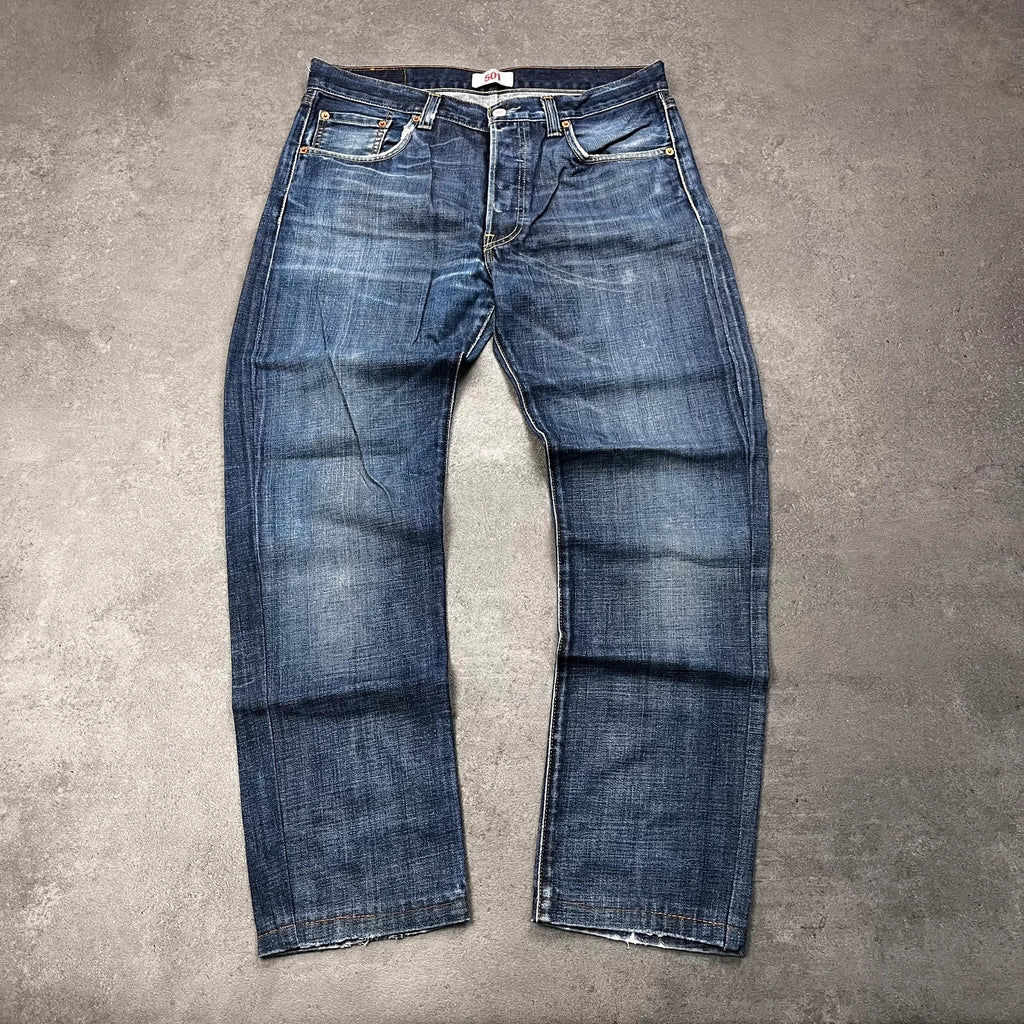 Vintage Levi's 501 Jeans Herren W34 L30 Dunkelblau – Vorderansicht