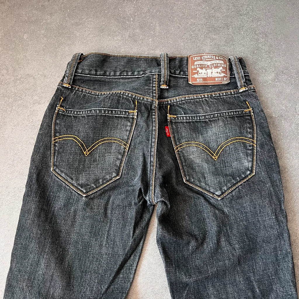 Vintage Levi's 511 Slim Jeans Herren W31 L32 Schwarz – Rückseite Detail