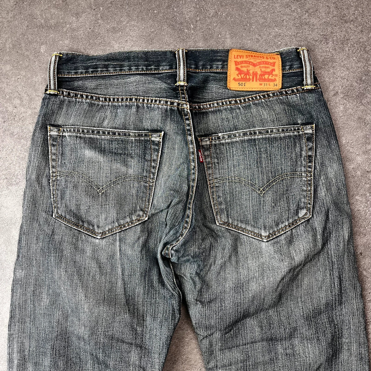 Vintage Levi's 501 Jeans Herren Straight W31 L30 Washed Grau 2000s