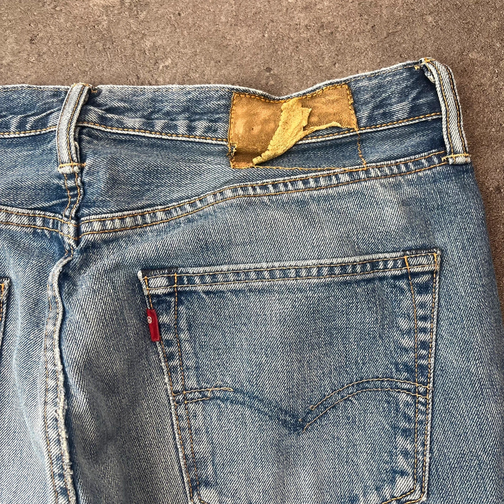 Vintage Levi's 501 Jeans Herren Straight W34 L30 Crazy Washed Hellblau 1990s