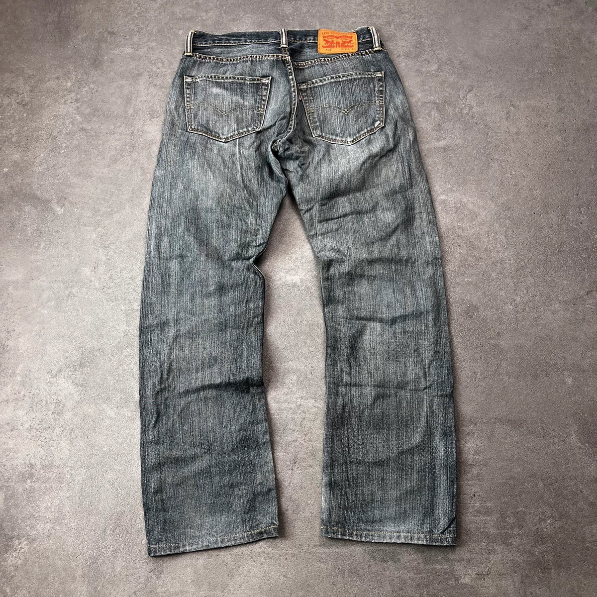 Vintage Levi's 501 Jeans Herren Straight W31 L30 Washed Grau 2000s