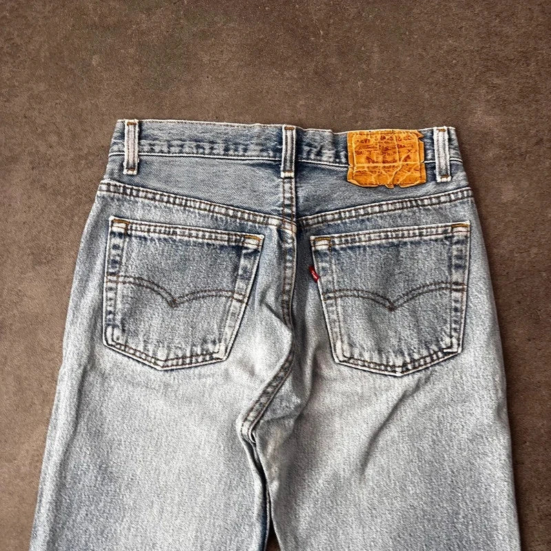 Vintage Levi's 501 Jeans Herren Straight W29 L30 Made in USA Hellblau 2000s