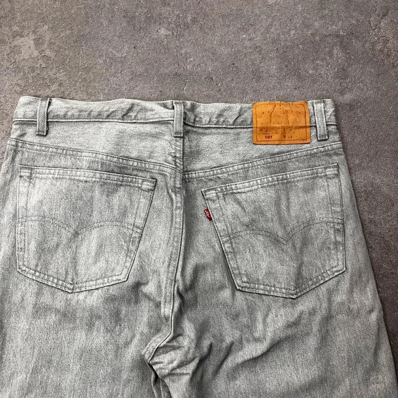 Vintage Levi's 501 Jeans Herren Straight W38 L32 Made in USA Grau 1980s