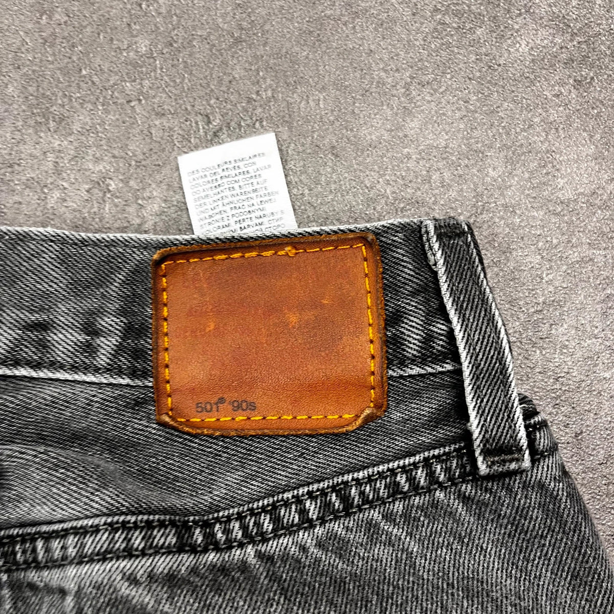 Vintage Levi's 501 Jeans Herren Straight W26 L32 Grau/Schwarz 2000s