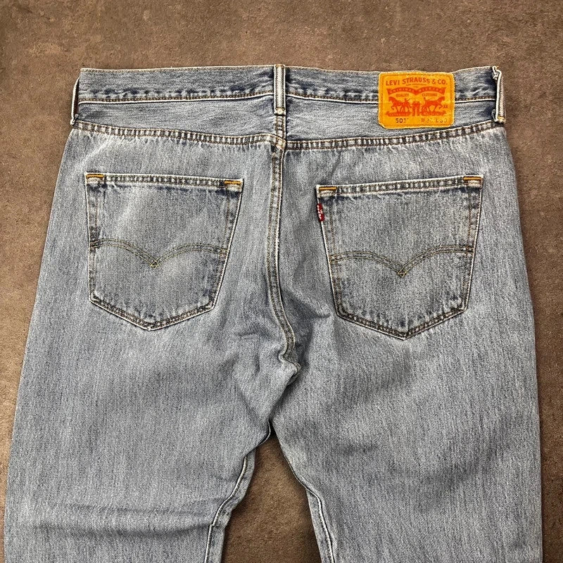 Vintage Levi's 501 Jeans Herren Straight W36 L30 Washed Hellblau 2000s