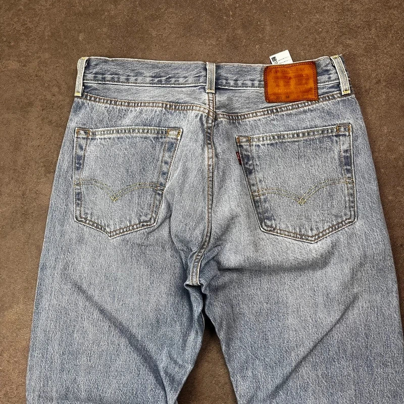 Vintage Levi's 501 Jeans Herren Straight W32 L30 Washed Hellblau 2000s
