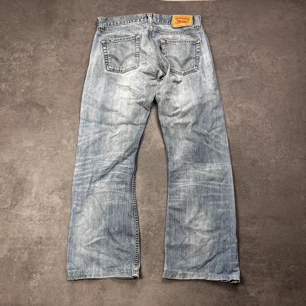 Vintage Levi's 512 Bootcut Jeans W33 L30 Hellblau Heavy Washed – Ansicht 2