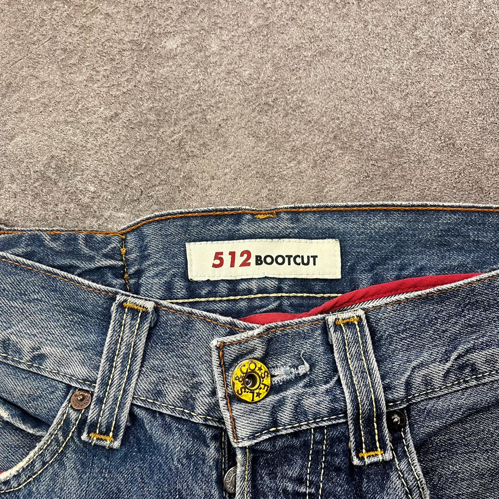 Vintage Levi's 512 Bootcut Custom W29 L28 mit Druckknopf-Leiste und rotem Futter – Ansicht 8