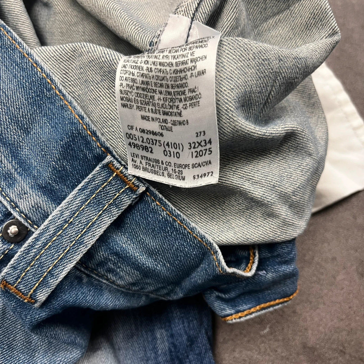 Vintage Levi's 512 Bootcut Jeans W32 L30 Blau Distressed – Ansicht 9