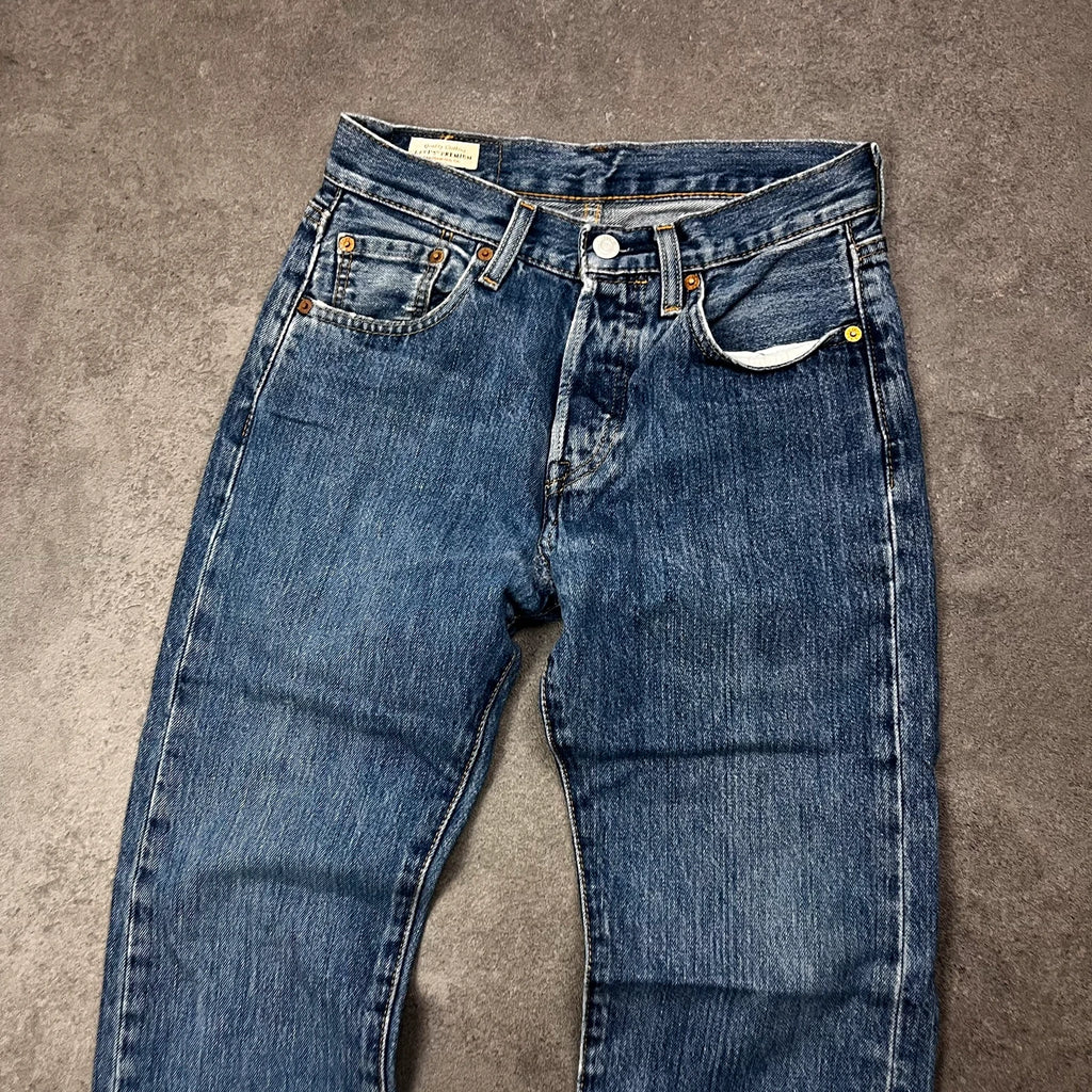 Vintage Levi's 501 Premium Jeans Damen W26 L30 Mittelblau – Ansicht 3