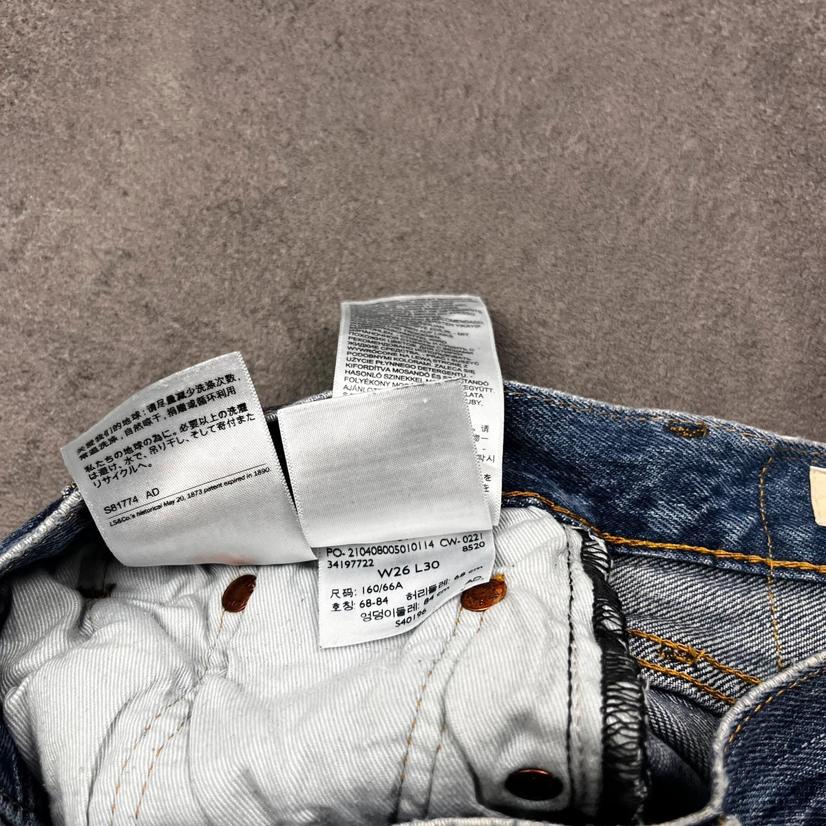 Vintage Levi's 501 Premium Jeans Damen W26 L30 Mittelblau – Ansicht 8