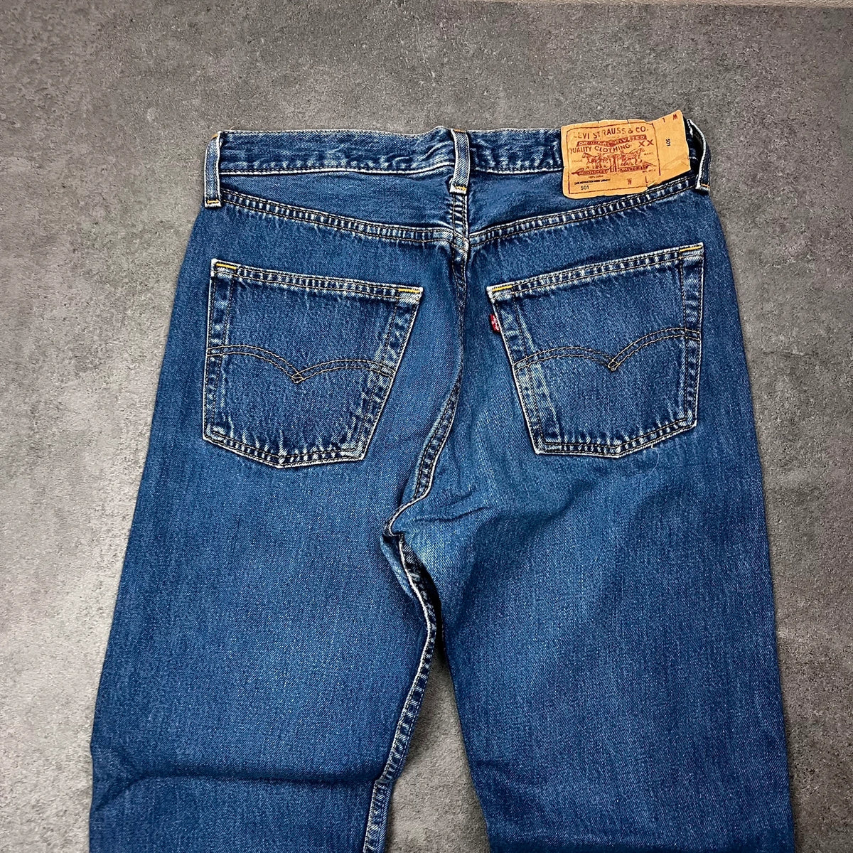 Vintage Levi's 501 Jeans Herren Straight Fit W33 L30 Blau – Ansicht 4