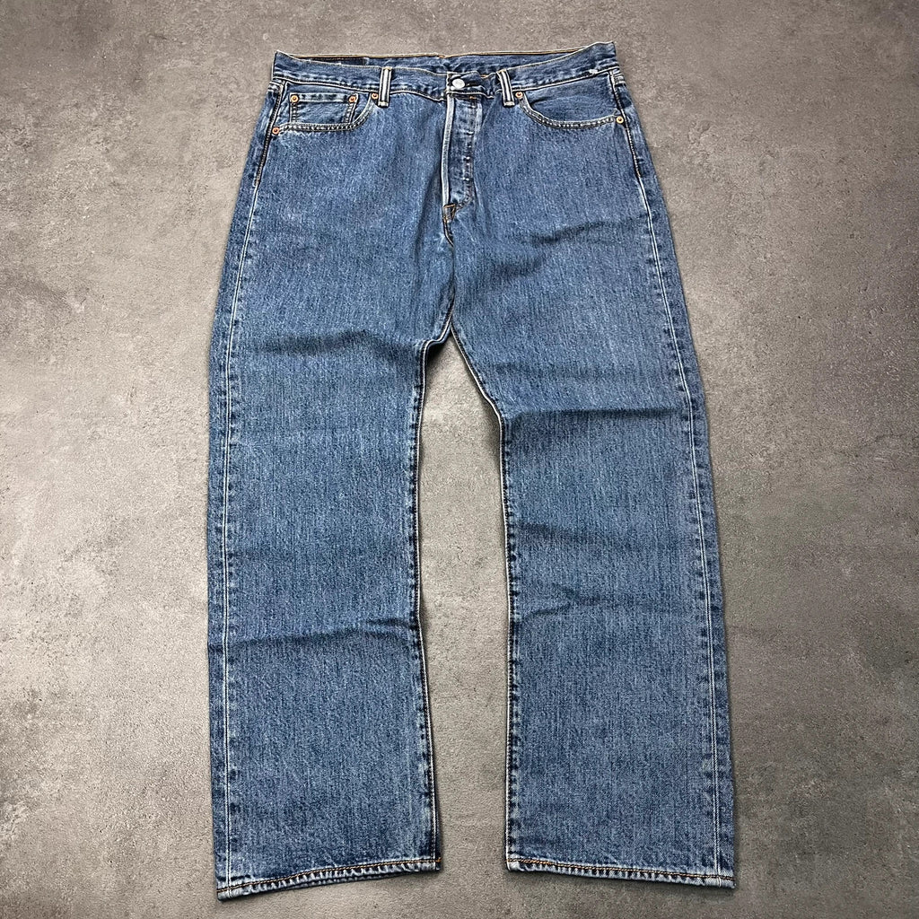 Vintage Levi's 501 Jeans Herren W36 L30 Blau – Vorderansicht