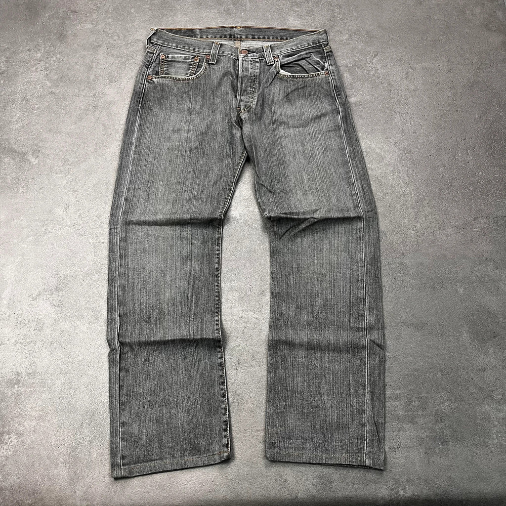 Vintage Levi's 501 Jeans Herren W32 L30 Grau – Vorderansicht
