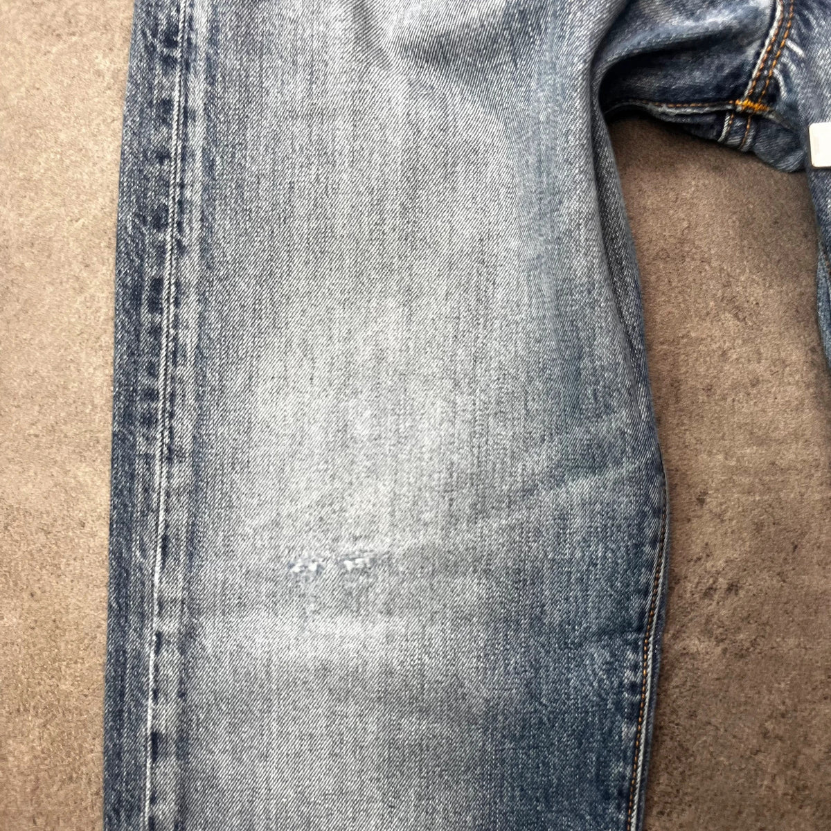Vintage Levi's 501 Jeans Herren – Tragespuren Knie