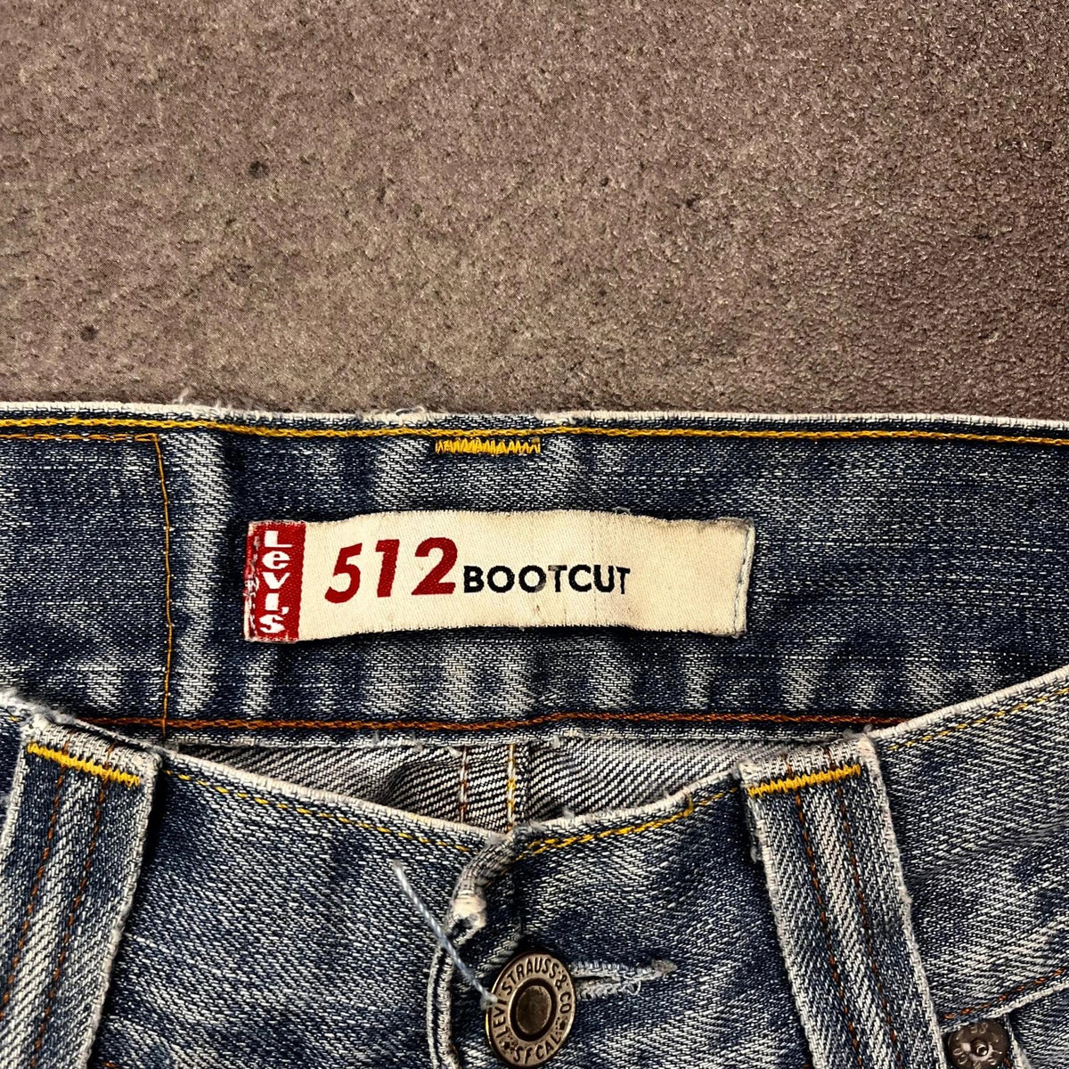 Vintage Levi's 512 Bootcut Jeans Herren W27 L28 Washed Distressed Hellblau 2000s
