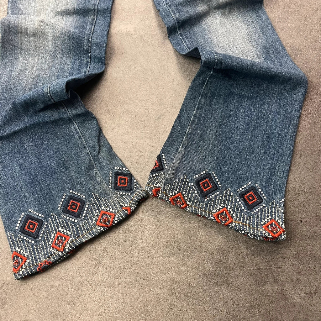 Vintage Driftwood Jeans Damen – Saum mit Stickerei