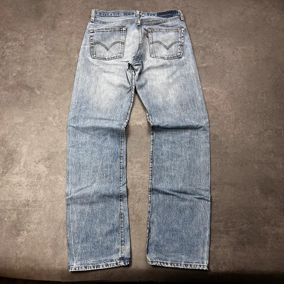 Vintage Levi's 501 Jeans Herren W33 L34 Hellblau – Rückansicht