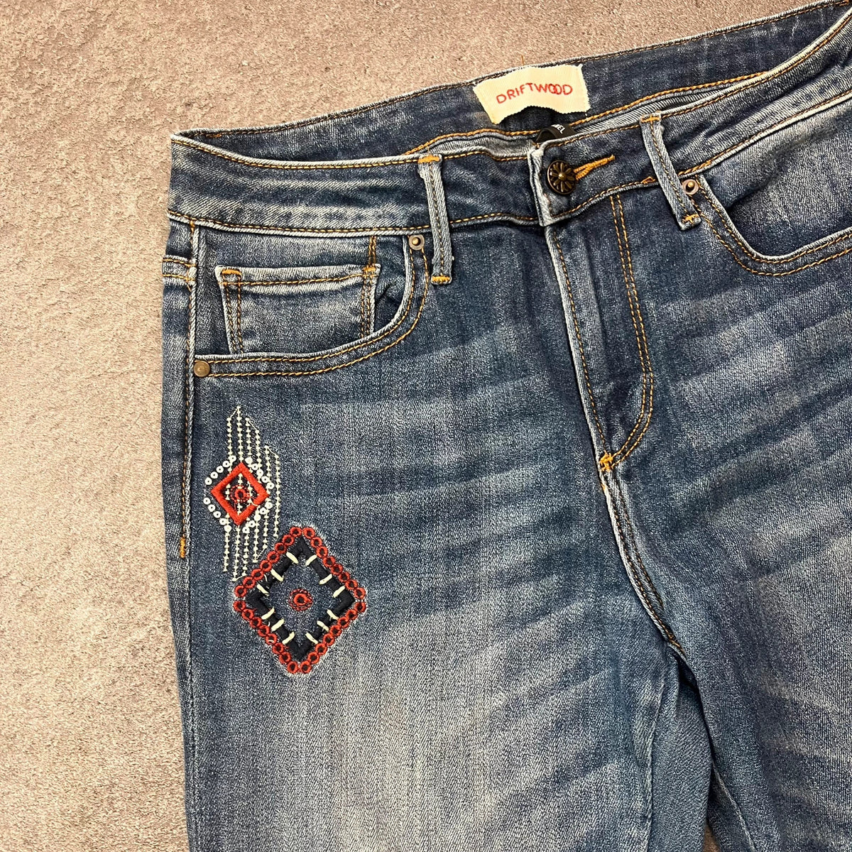 Vintage Driftwood Jeans Damen – Vorderseite mit Stickerei