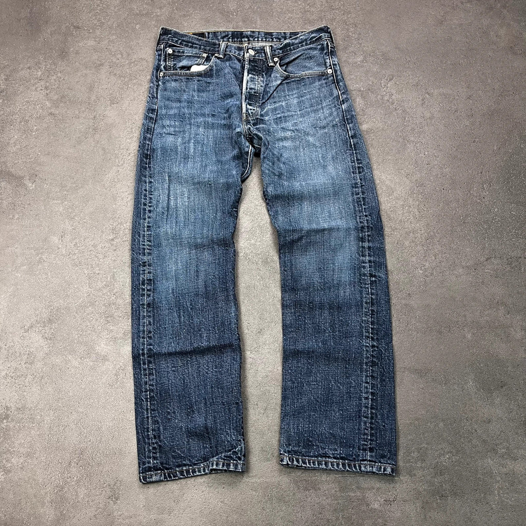 Vintage Levi's 501 Jeans Herren W32 L30 Dunkelblau – Vorderansicht