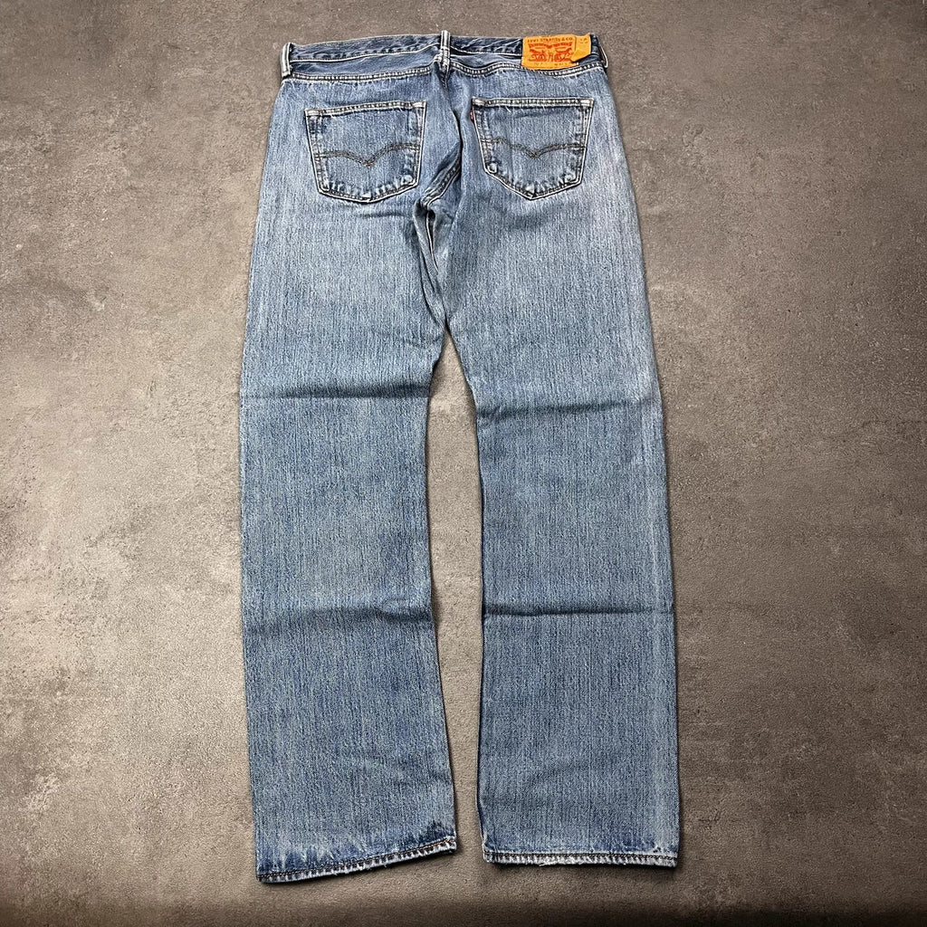 Vintage Levi's 501 Jeans Herren W34 L34 Hellblau – Rückansicht