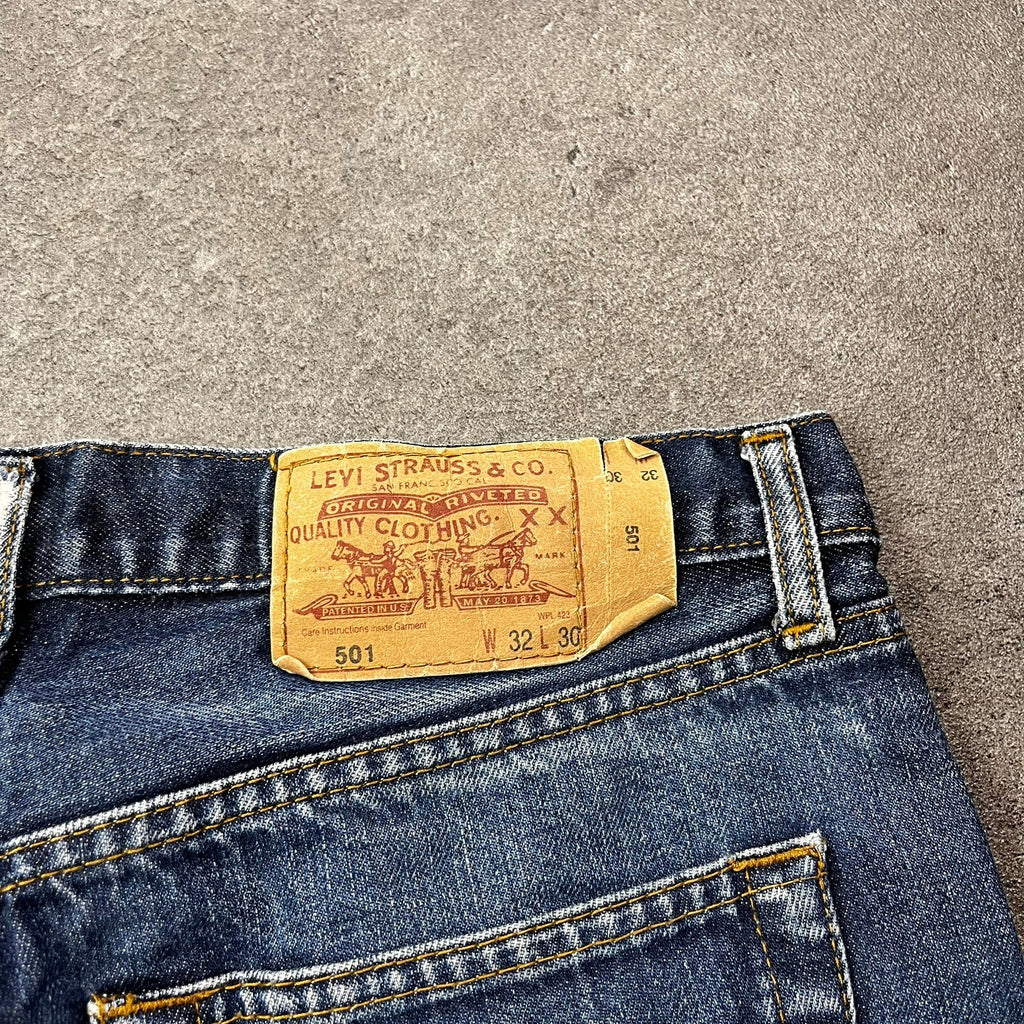 Vintage Levi's 501 Jeans Herren Straight W32 L30 Made in USA Washed Dunkelblau